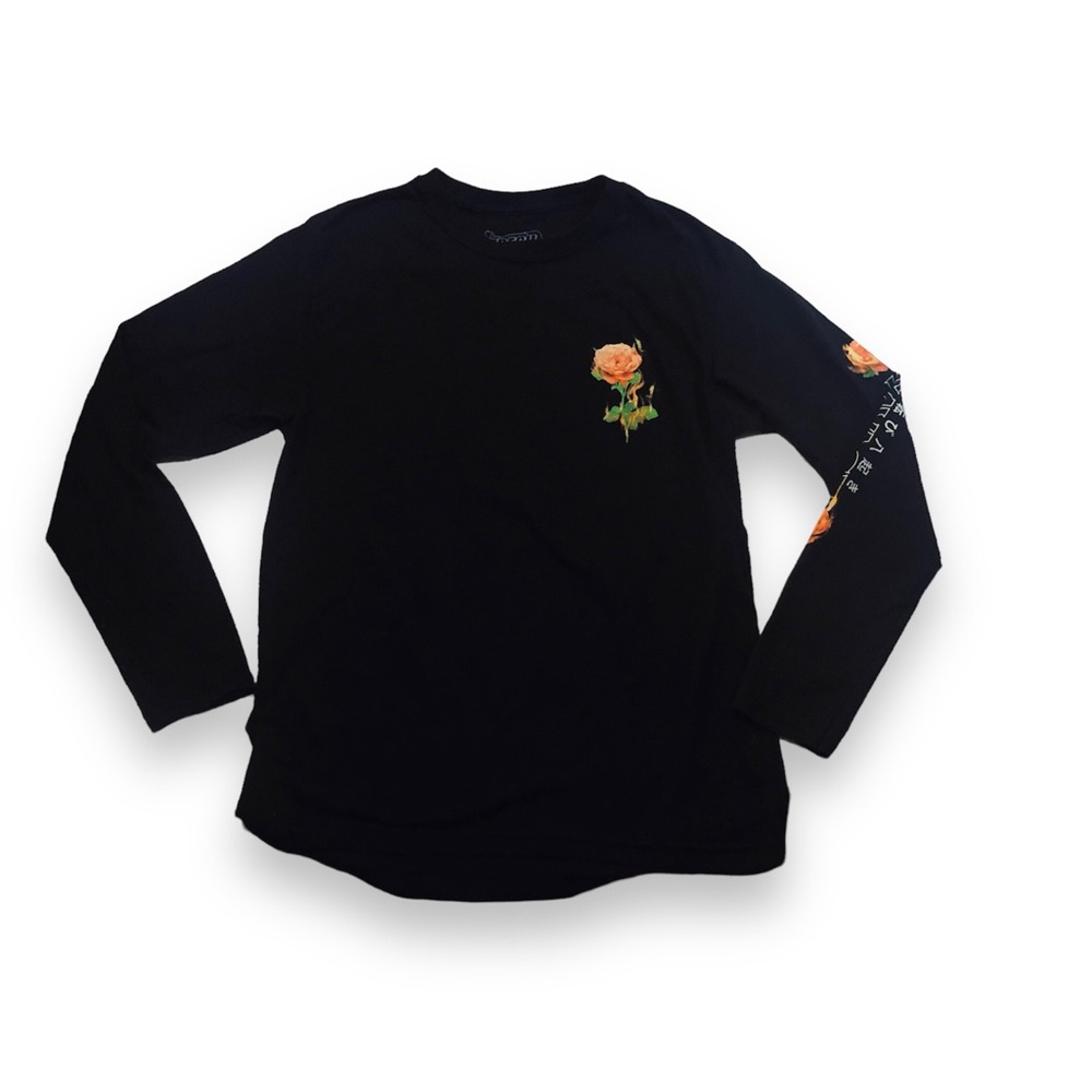Fresh Laundry Savage Rose Graphic Long Sleeve T Shirt Medium
